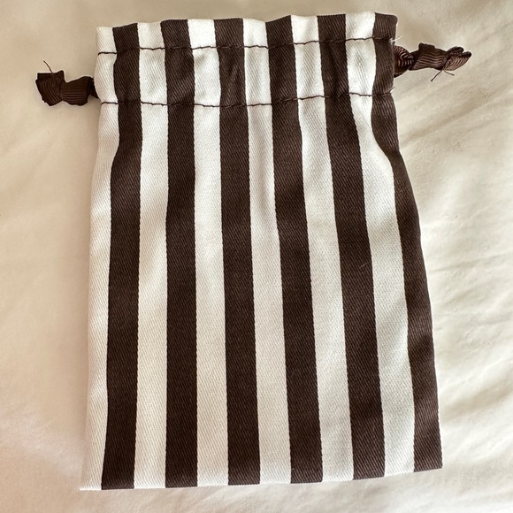 ✨🤍 NEW Henri Bendel RARE Limited Edition Year of the Pig Double Compact Mirror - Picture 16 of 17